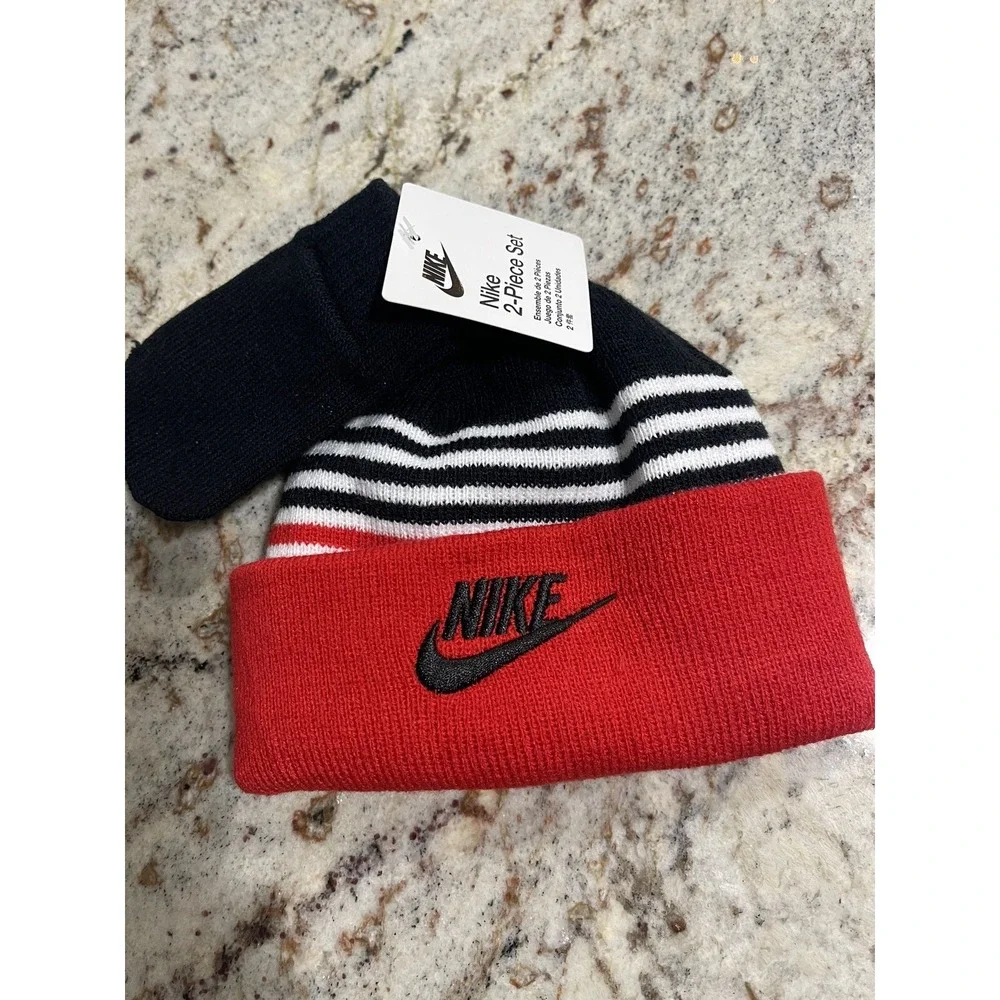 Nike Baby Boy Beanie Hat and Mittens Set 12/24 Months New